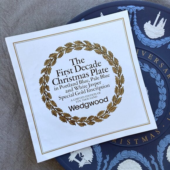 Wedgwood Jasperware Christmas 10th Anniversary plate, 1978 Tri-Color 78 of 10000 - Picture 6 of 13